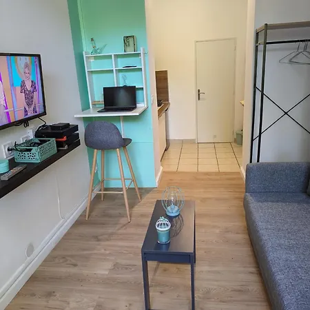 Apartment Nido : Au Calme En Ville, Sans Vis A Vis Et Climatise *