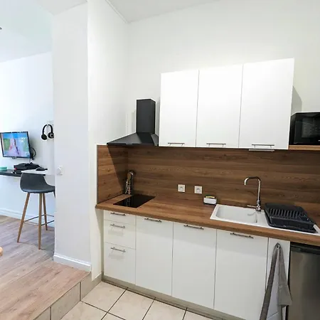 Apartment Nido : Au Calme En Ville, Sans Vis A Vis Et Climatise Perpignan